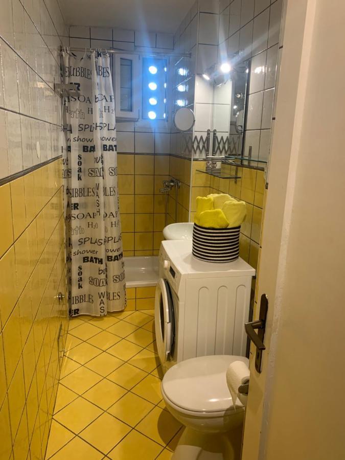 Sanela- Apartman Za Bezbrizan Odmor Crikvenica Eksteriør bilde